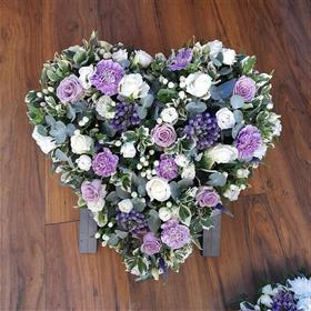 fwthumbLilac & White Heart.jpg